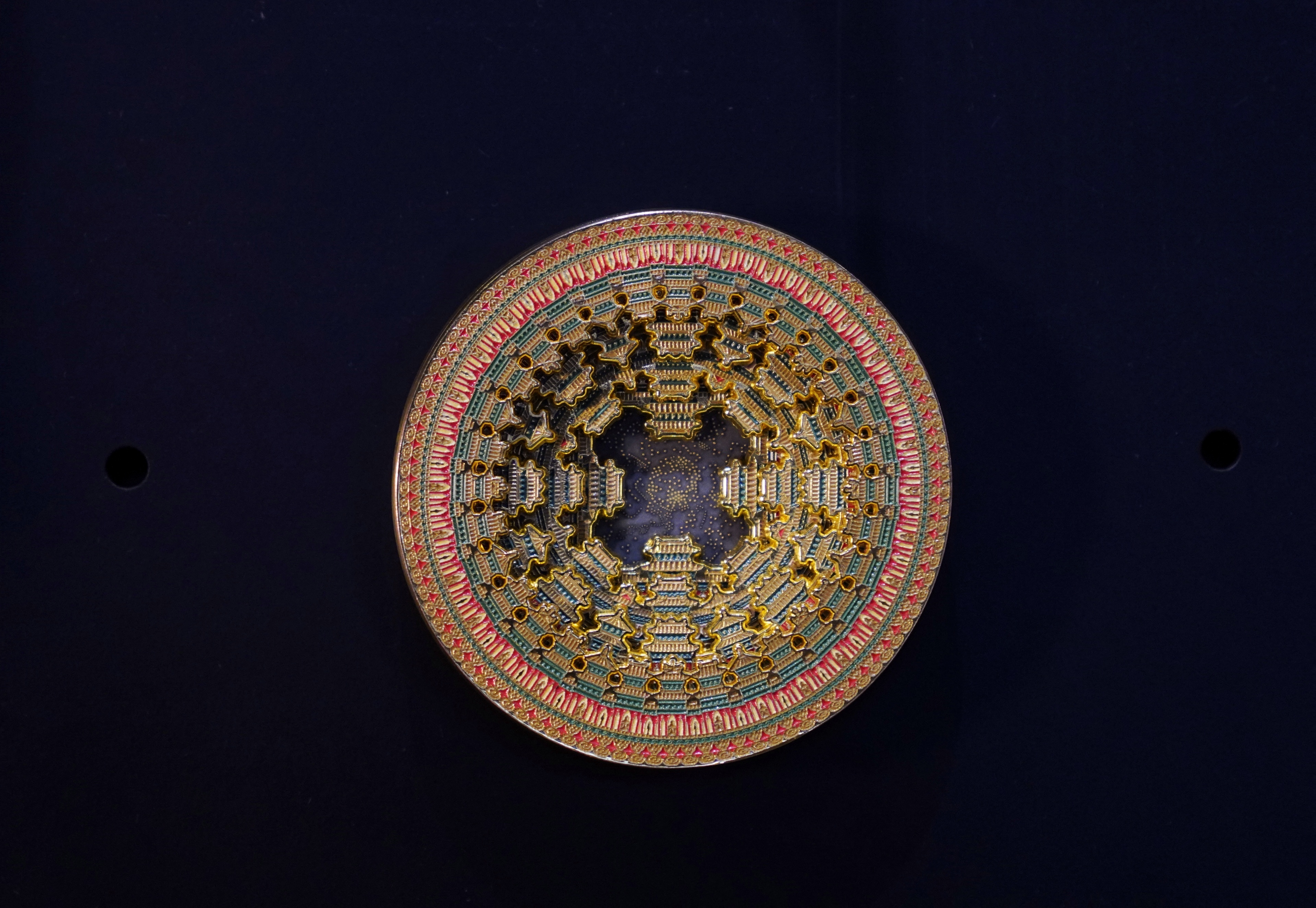 :天宫藻井冰箱贴走红背后麻将胡了攒于掌心的文物史(图2) :天宫藻井冰箱贴走红背后麻将胡了攒于掌心的文物史(图2)